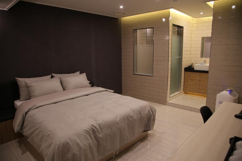 Motel Some Сувон Номер фото